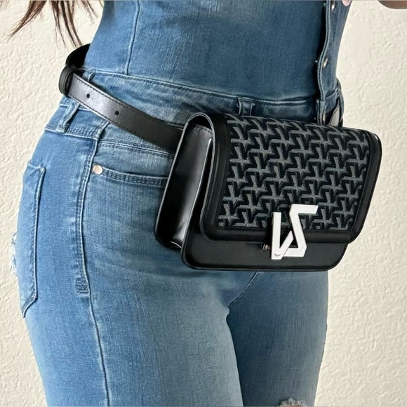 Zadig & Voltaire bum bag never used - really cute monogram print - Picture 3 of 10